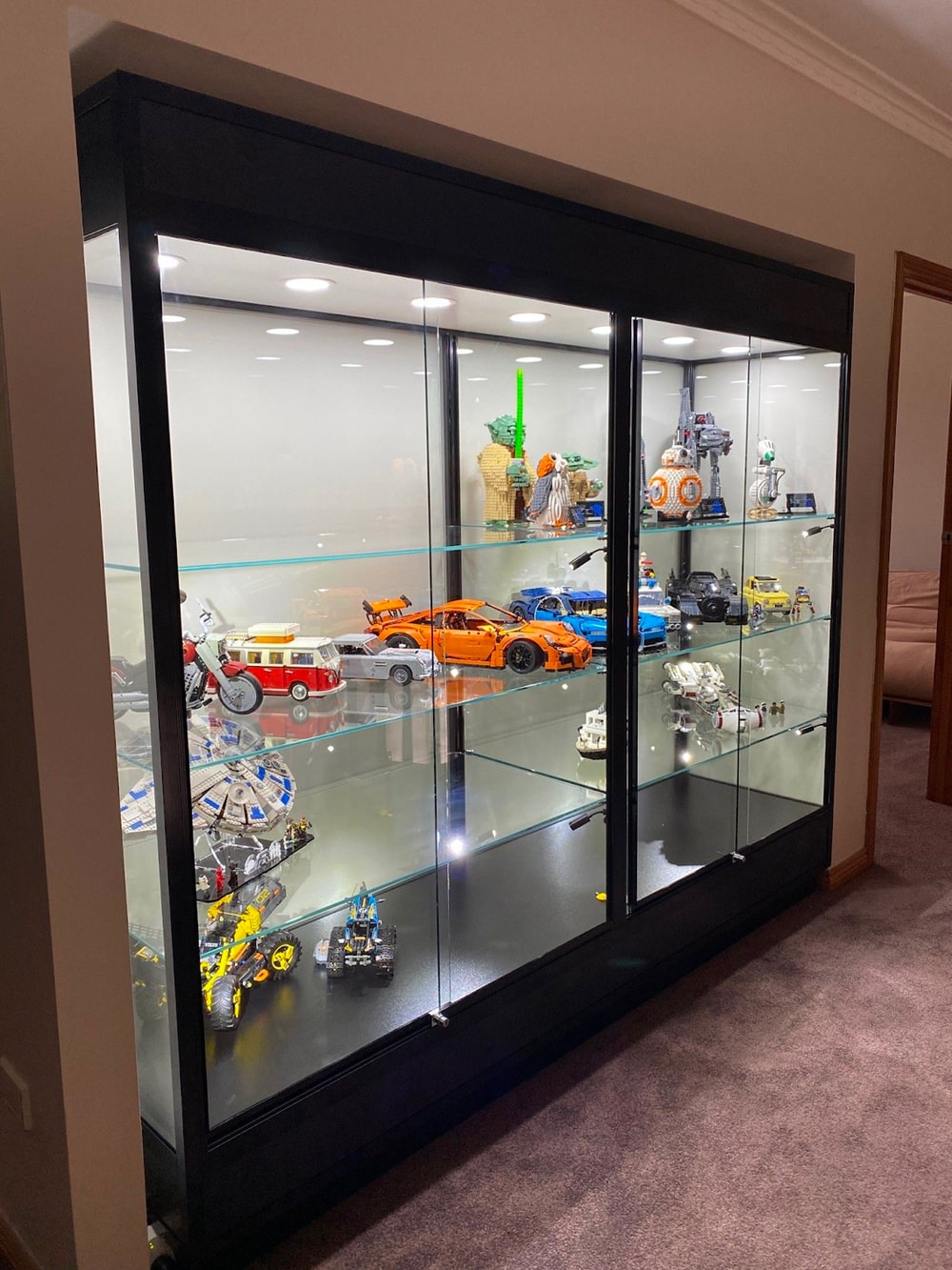 Store your collectibles in style with a high-quality TPFL display cabinet for game merchandise.